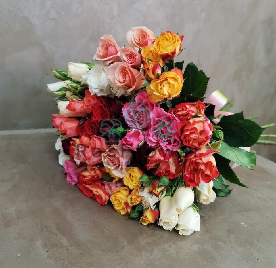 Букет цветов из: Розы в Приближной