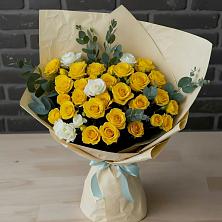 Букет цветов из:  Розы в Приближной