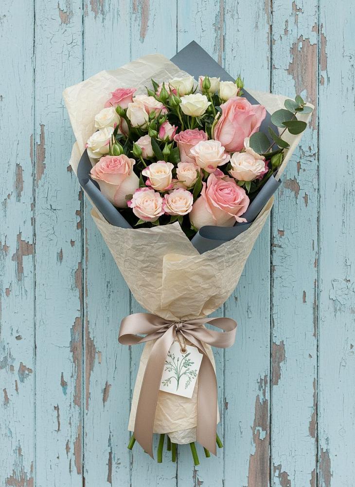 Букет цветов из: Розы в Приближной