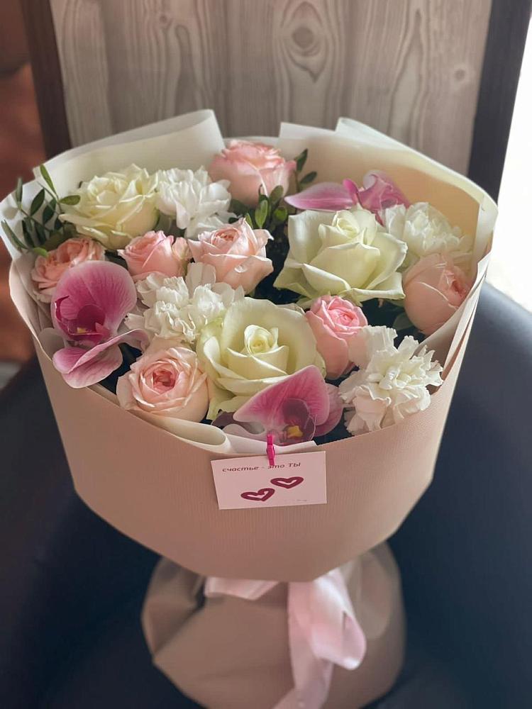 Букет цветов из: Орхидеи, Розы и Гвоздики в Приближной