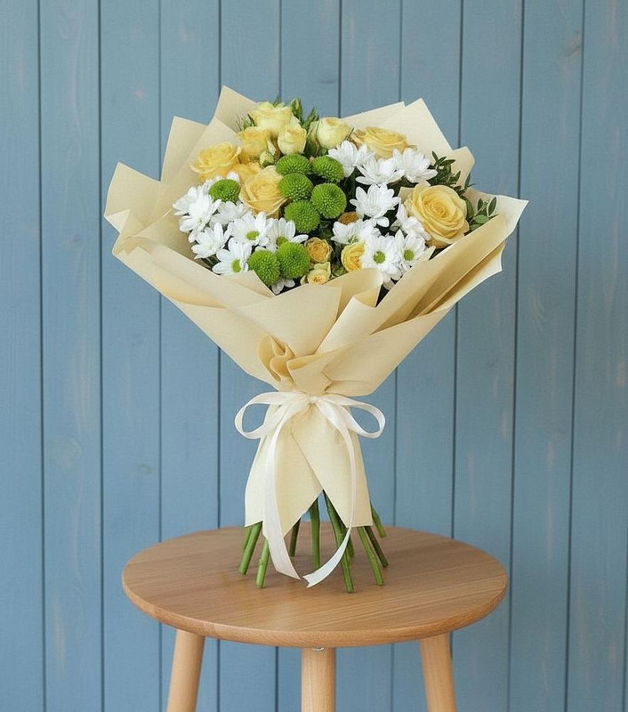 Букет цветов из: Хризантемы и Розы в Приближной
