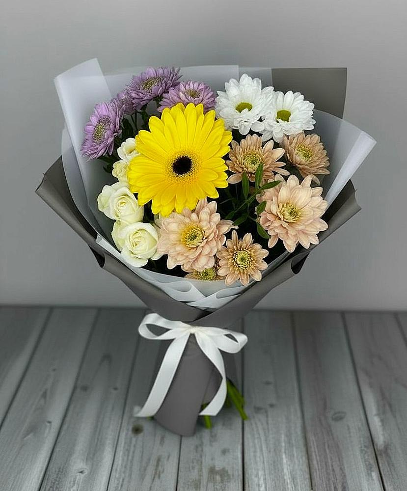 Букет цветов из: Розы, Герберы и Хризантемы в Приближной