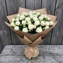 Букет цветов из:  Розы #REPLACE_PRED# Приближной