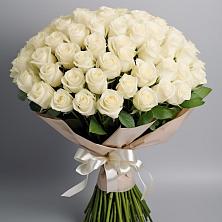 Букет 101 беля роза Белоснежка в Приближной