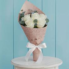 Букет цветов из:  Розы в Приближной