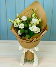 Букет цветов из:  Хризантемы и Лизиантусы в Приближной