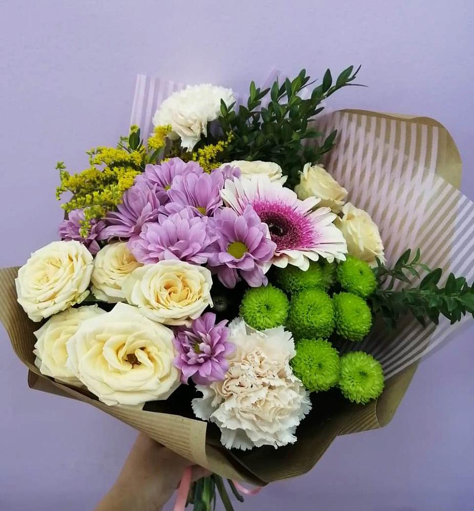 Букет цветов из: Хризантемы, Розы, Гвоздики и Герберы в Приближной