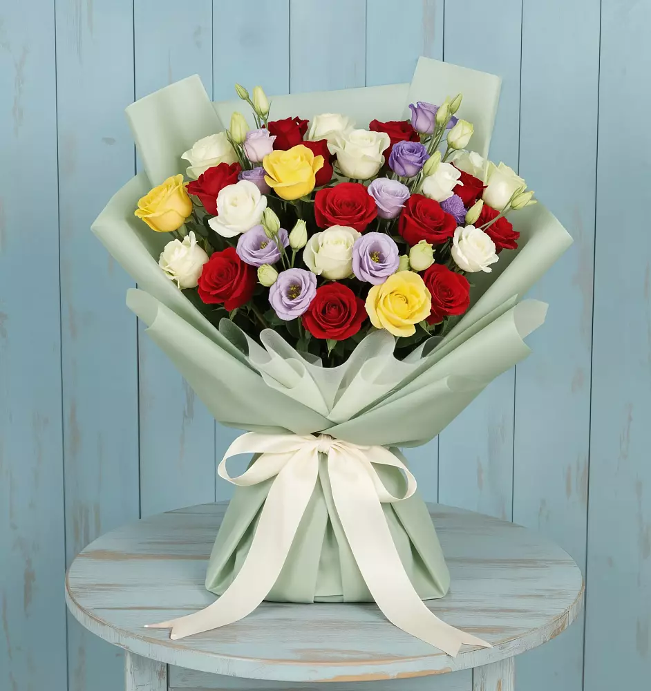 Букет цветов из: Розы в Приближной