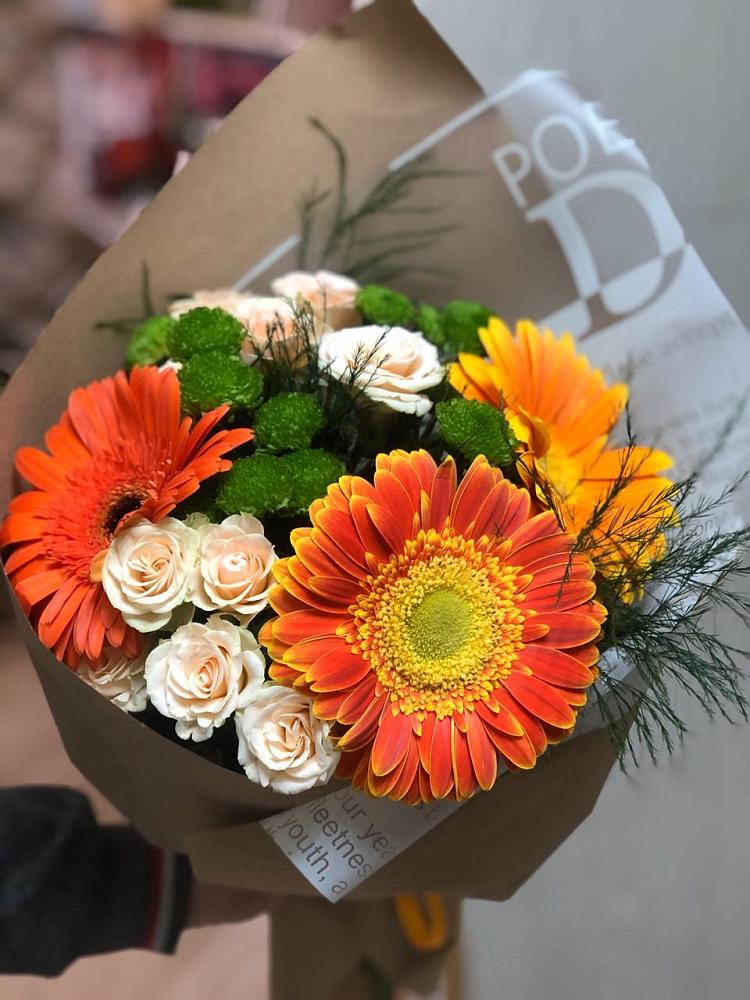 Букет цветов из: Герберы, Хризантемы и Розы в Приближной