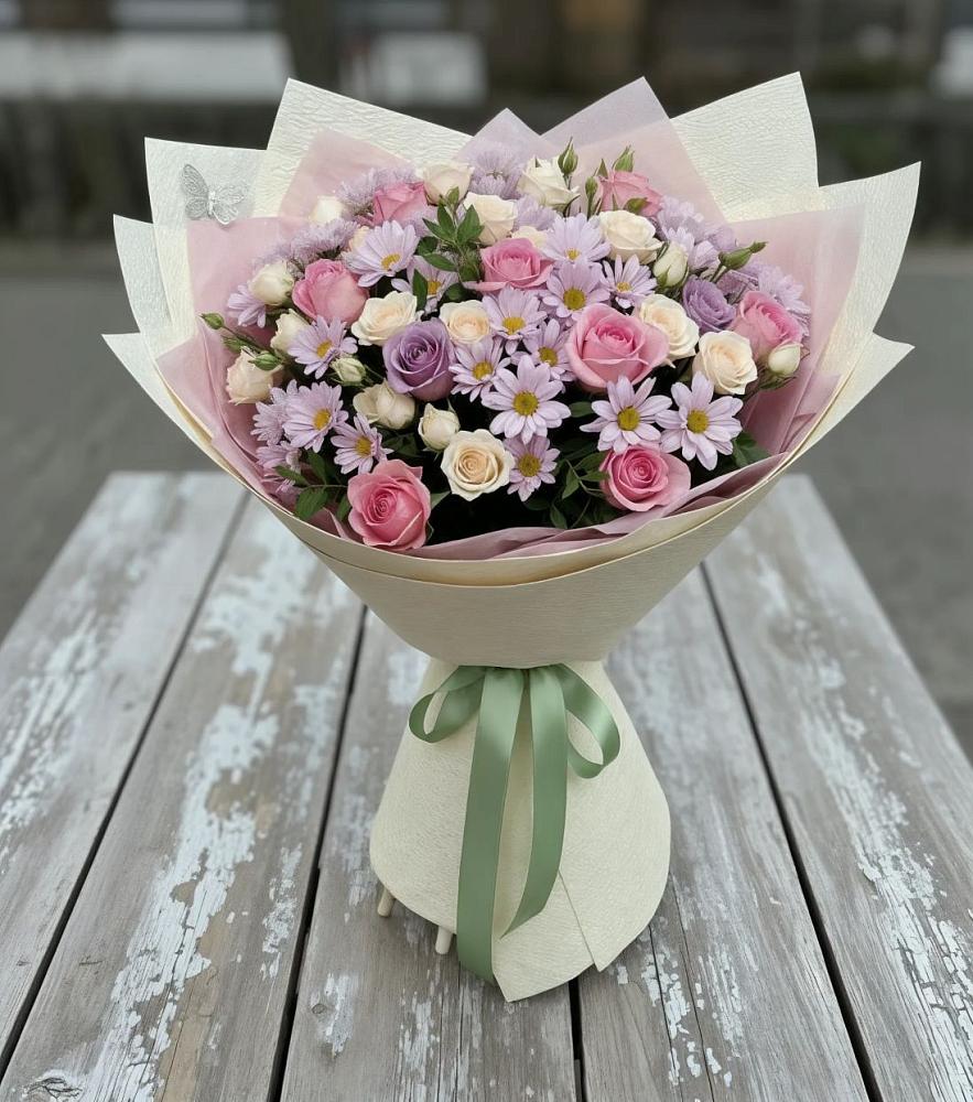 Букет цветов из: Розы и Хризантемы в Приближной