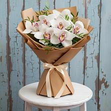 Букет цветов из:  Орхидеи и Розы в Приближной